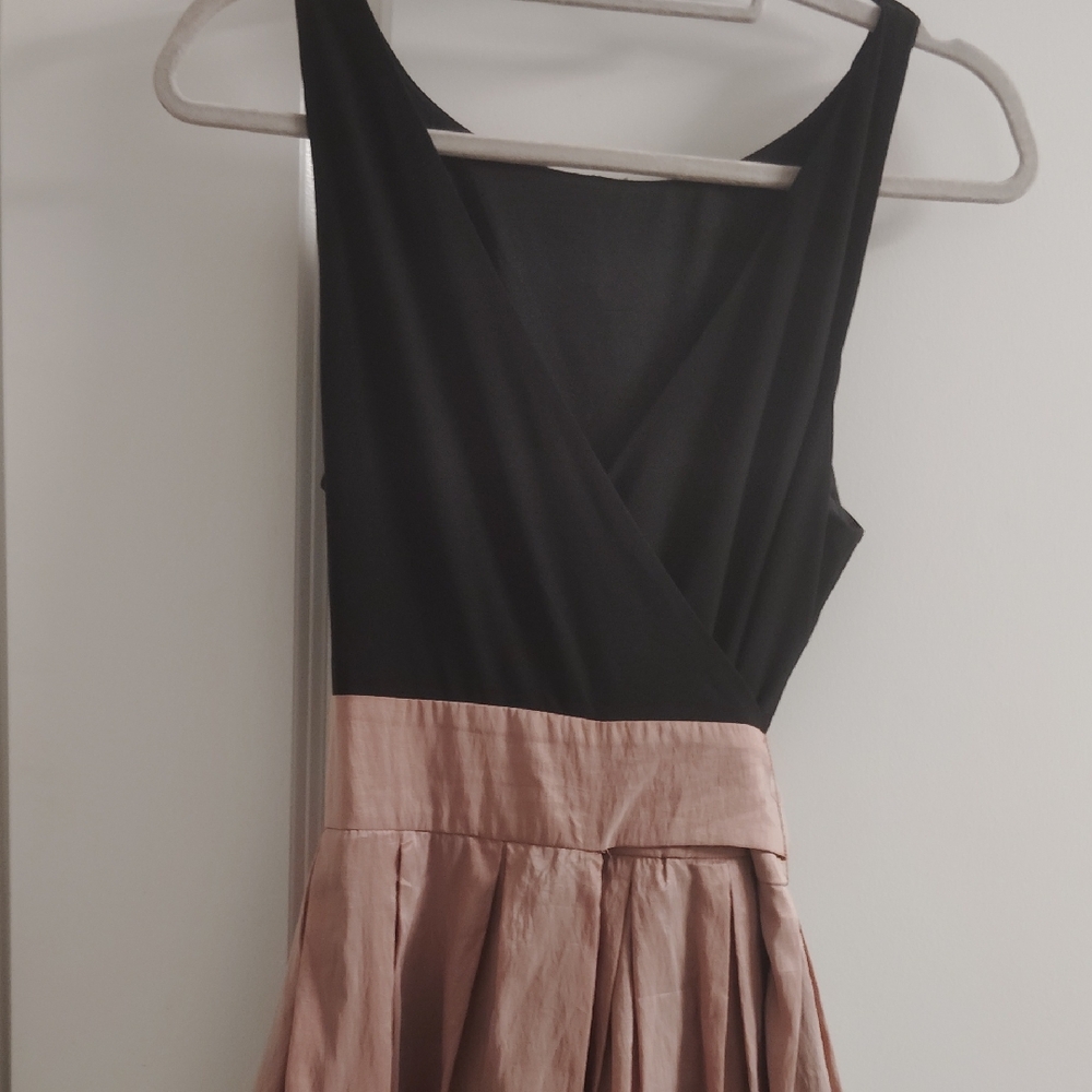 SLNY Dress